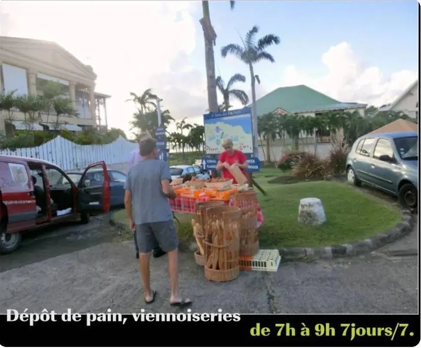 Jolie studio meublé avec petite vue mer Saint-Francois  Guadalupe